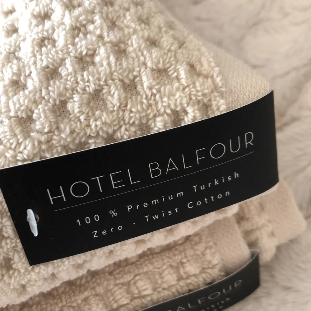 Hotel Balfour Tan Waffle Weave BATH Towels